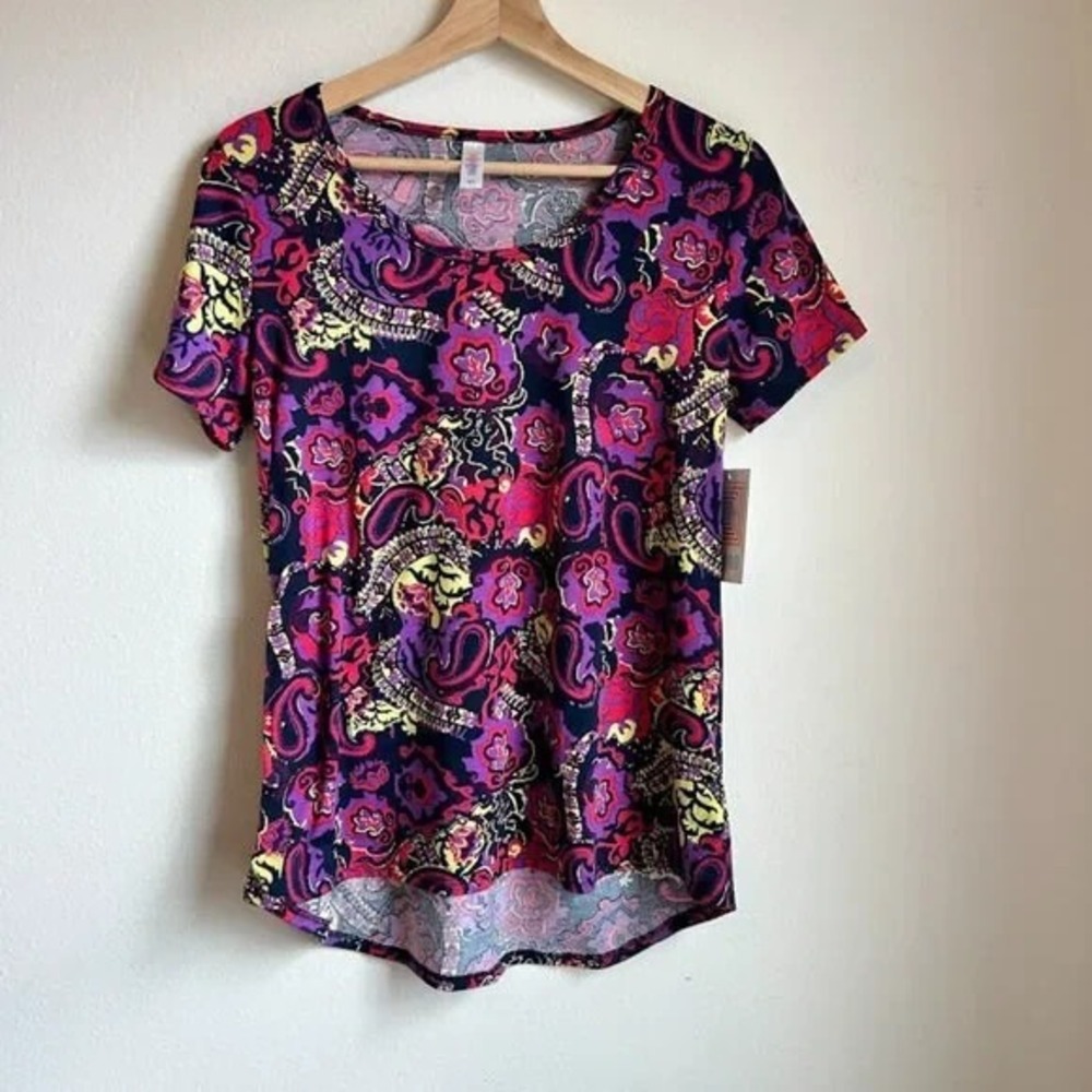 Lularoe Classic T Shirt I Size XS I Paisley Print Purple Yellow Pink‎ I NWT